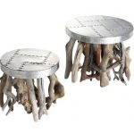 طاولة معدنية معادن