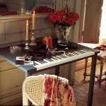 منضدة الزينة مع تصميم جميل وغير عادي لعشاق الموسيقى