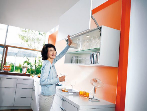 سهولة استخدام أثاث المطبخ