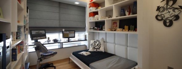 المدمج في السرير