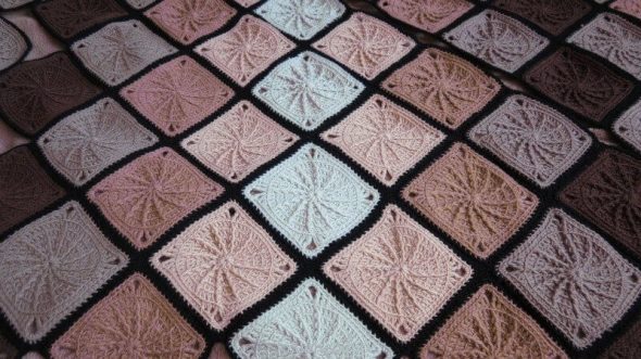 غطاء كروشيه مربع