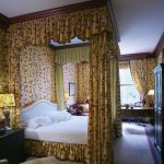 المظلة في لون خلفية