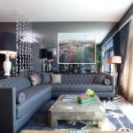 أريكة كبيرة من قسمين