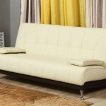 كتاب أريكة اللون حليبي