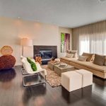 أريكة مع كرسي إضافي