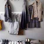 تصميم الرف مثيرة للاهتمام للأحذية تعلق على الحائط