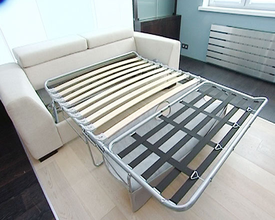 إطار أريكة مع دروع