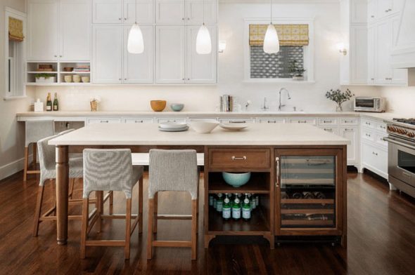 طاولة طعام الجزيرة