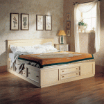 خزانة صغيرة من الأدراج أسفل السرير