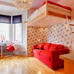 شقة صغيرة لشخصين مع سرير تحت السقف