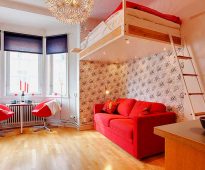 شقة صغيرة لشخصين مع سرير تحت السقف