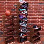 رف رف من الورق المقوى مع قسم لكل زوج