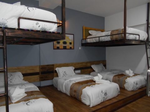 أماكن النوم لعدة أطفال