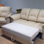 أريكة للاستخدام اليومي كسرير كامل