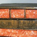 صندوق من الورق المقوى مع تصميم مشرق وغير عادي