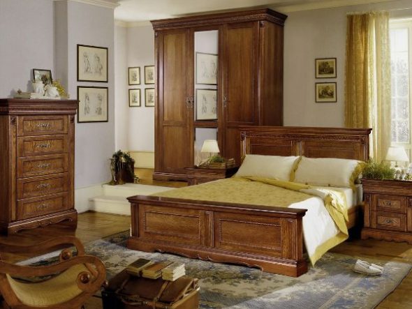 أثاث البلوط