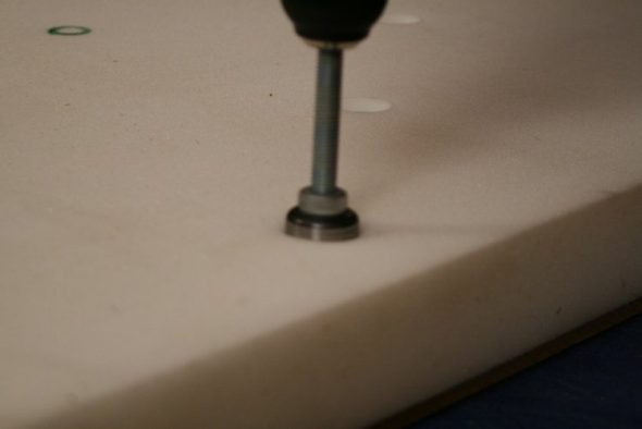 قطع الثقوب الضحلة