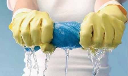 تنظيف الماء الساخن