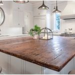 أعلى المطبخ الخشب الأبيض