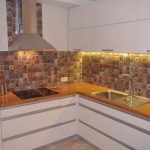 قمة خشبية للمطبخ الحديث