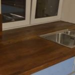 stoleshnica-عز-dereva-vstroennaya-الخامس podokonnik