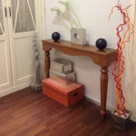 ضيق طاولة وحدة للديكور الداخلي