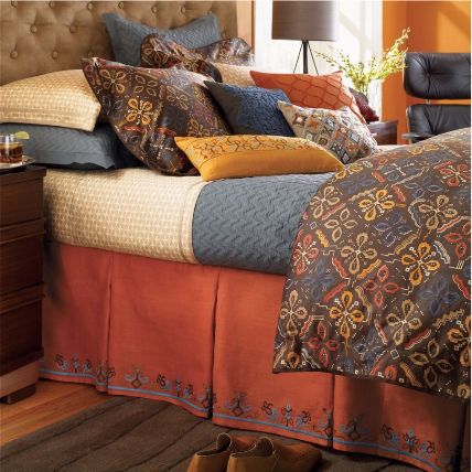 تنورة السرير