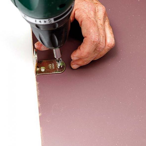 نصلح زوايا معدنية