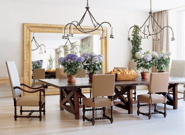 مرآة في الإطار