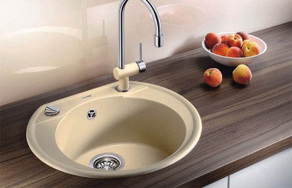 بالوعة الخزف الحجري