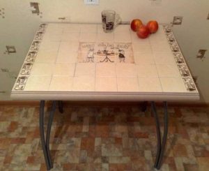 طاولة سيراميك