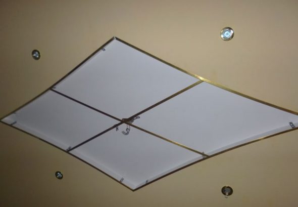 إطار للسقف المتطابق