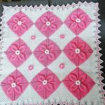 منقوشة بيضاء مع نمط مع الماس زهرة غير عادية