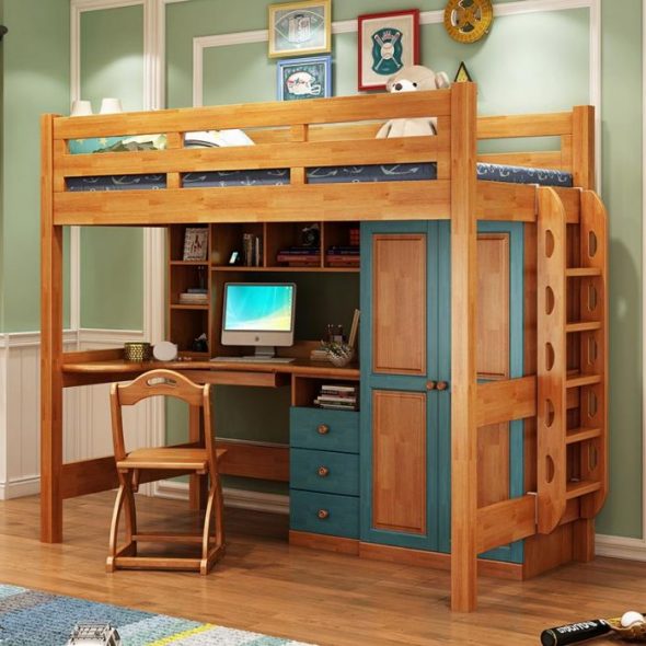 سرير علوي خشبي