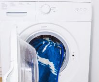 يمكن غسلها فقط في آلة كبيرة.