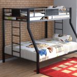 سرير بطابقين معدني