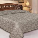 ستوكات المفرش في غرفة النوم الكلاسيكية