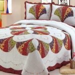 غطاء من الأقمشة الطبيعية مع نمط غير عادي