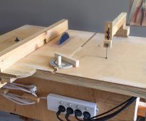 الجدول دائري محلية الصنع