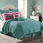 غطاء الصيف رقيقة باللون الأخضر