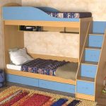 سلالم الخيار مع أدراج الطبقة الثانية