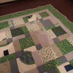 بطانية خليط مع زخارف نباتية