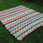 متعرج منقوشة برايت كاروسيل