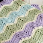 متعرجة بسيطة لسجادة جميلة