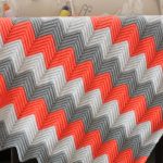 سوف منقوشة أنيقة مع متعرج مشرق تزين غرفتك