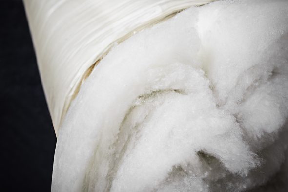 الصوف والقطن في بطانية