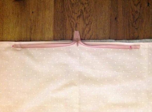 سستة لغطاء محرك السيارة