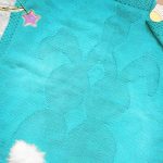 بطانية جميلة مع زوج من الأرانب