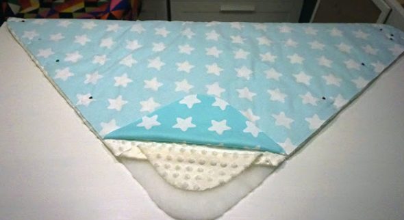 نضع التفاصيل على بعضها البعض