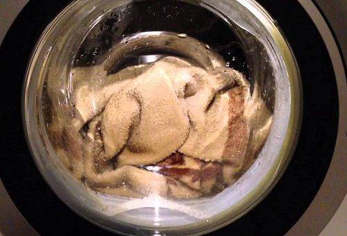 تدور في الغسالة